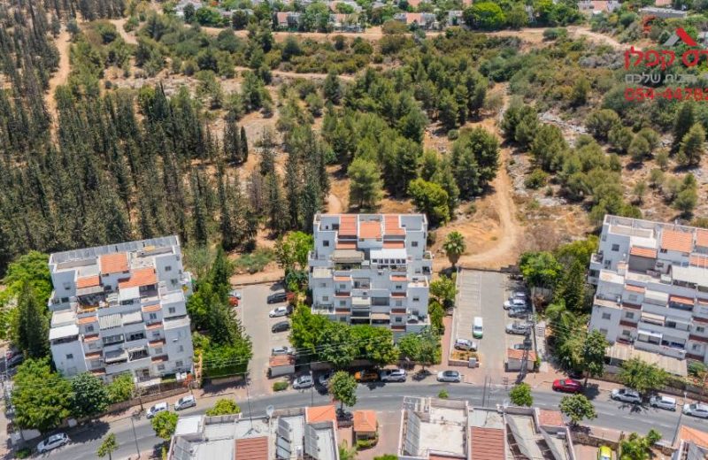 למכירה דירת 4 חדרים ברחוב ה באייר, בנווה אפק בראש העין