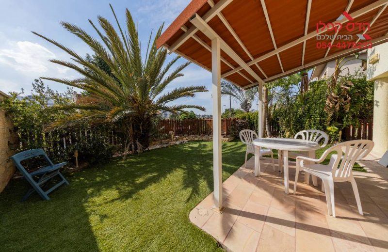 למכירה בית דו משפחתי ברחוב כינור בראש העין