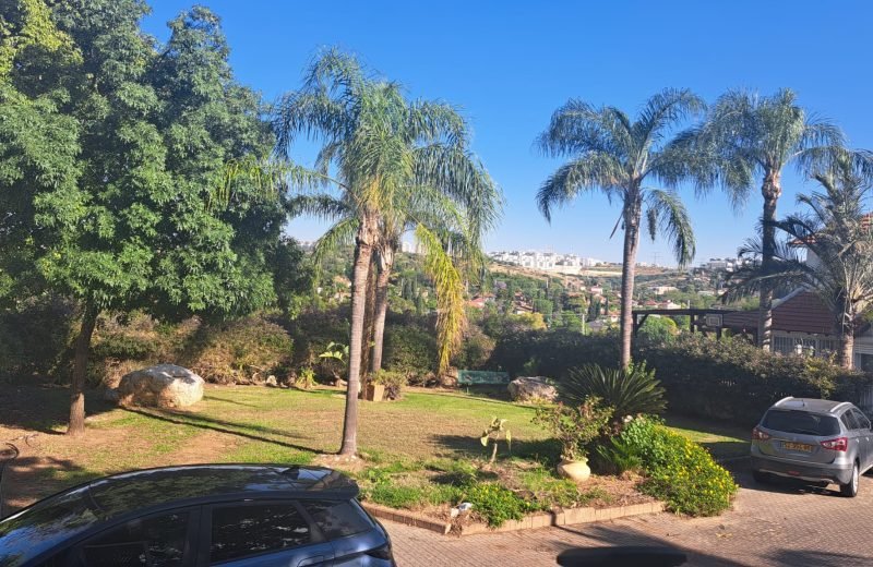 להשכרה בגבעת הסלעים בראש העין, בית פרטי יפהפה